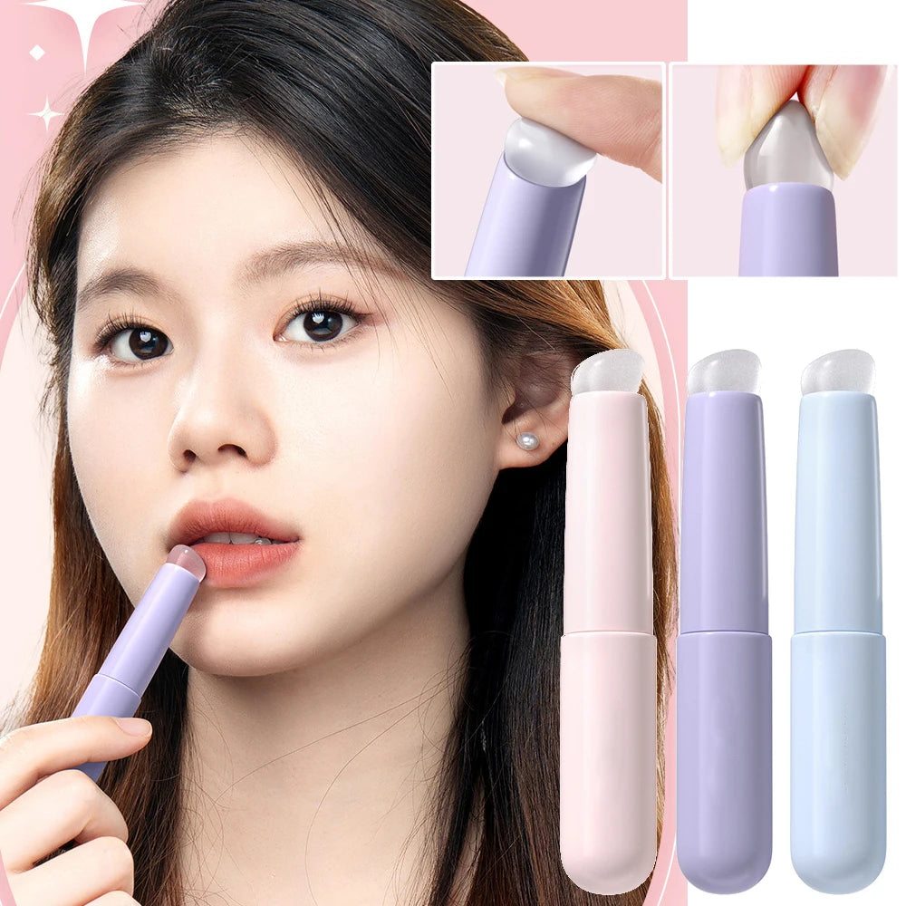 Soft silicone lip brush